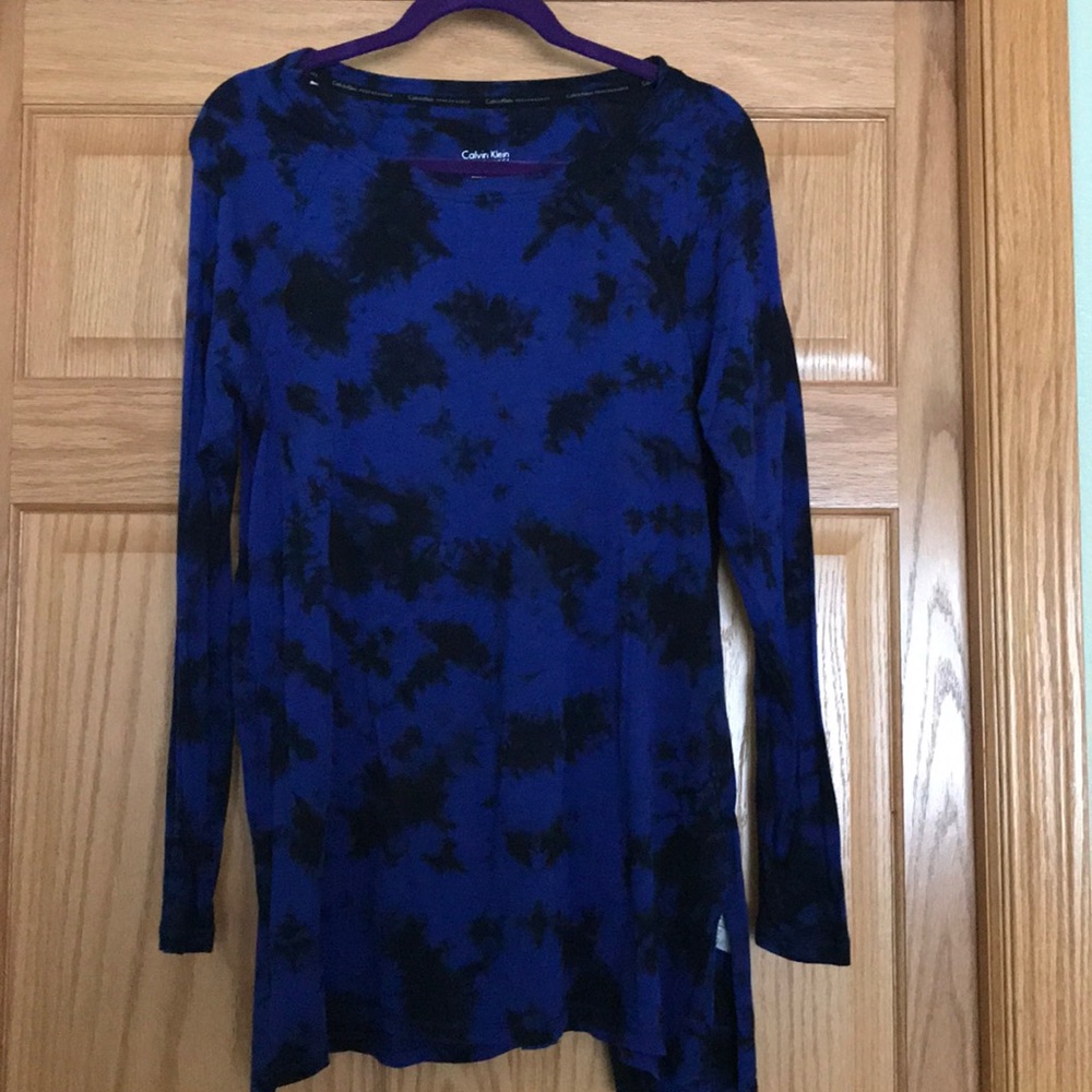 Cute long top